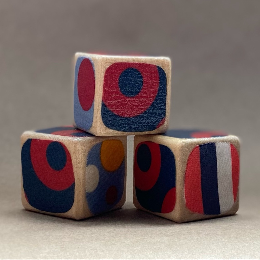 Set of 3 decorative 1.5 inch phish fabric blocks